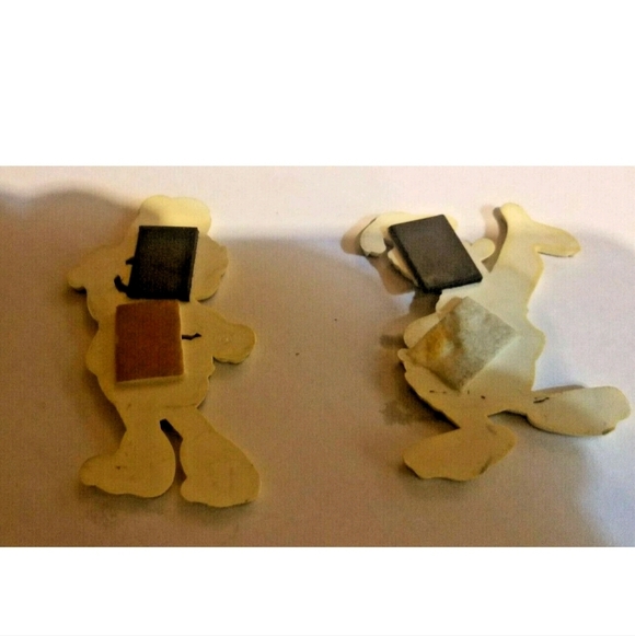 Donald Duck Magnet Figures Lot Of 2 Vintage 70s Hard Plastic - Picture 2 of 2